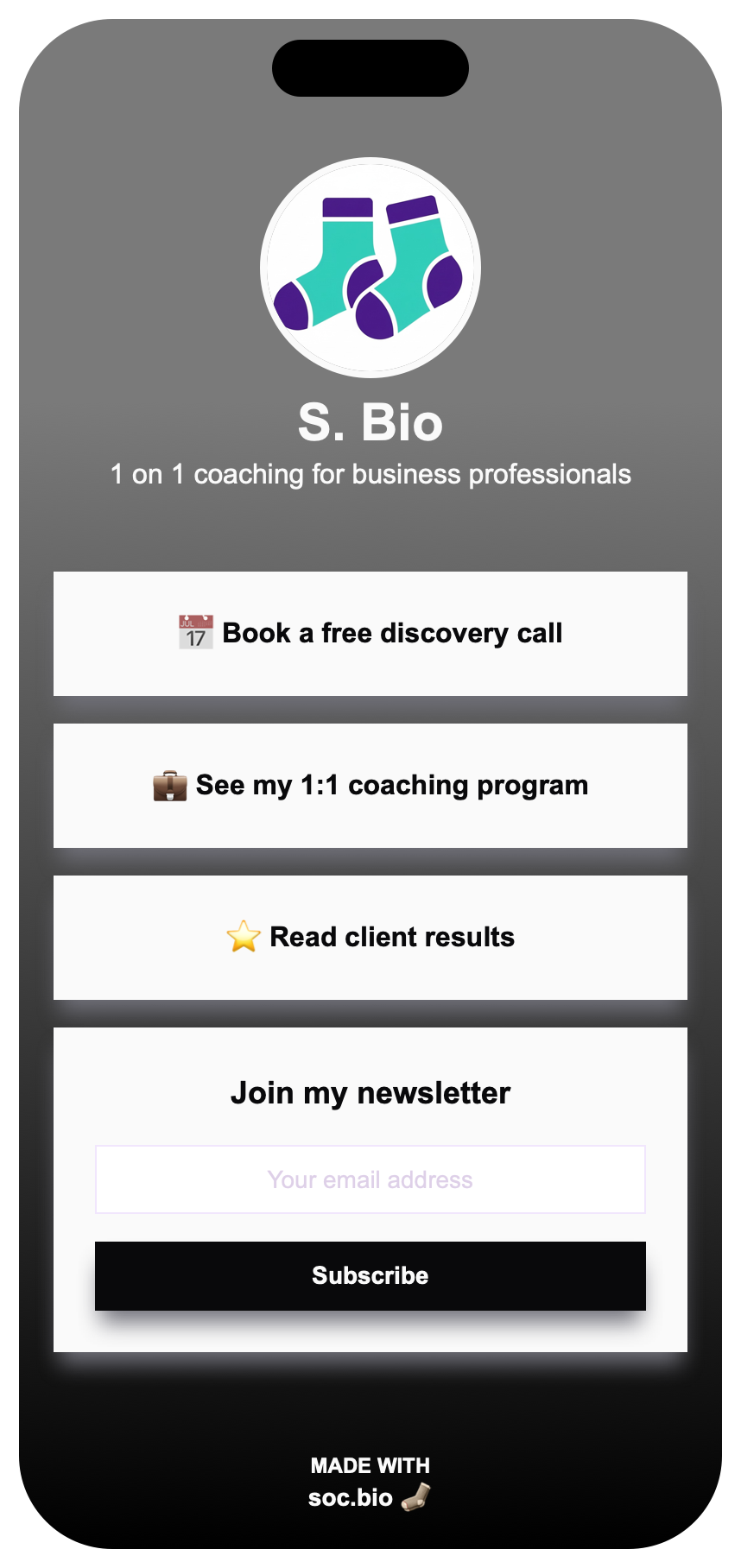 Example soc.bio page for a coach with a booking link, program link, and testimonial